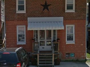 22 W Walnut St #B, Hanover, PA 17331