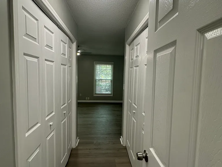 1260 Warsaw Rd #1 — Photo 22