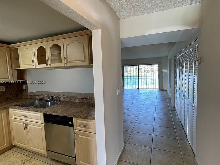 10290 NW 9th Street Cir #113 — Photo 7
