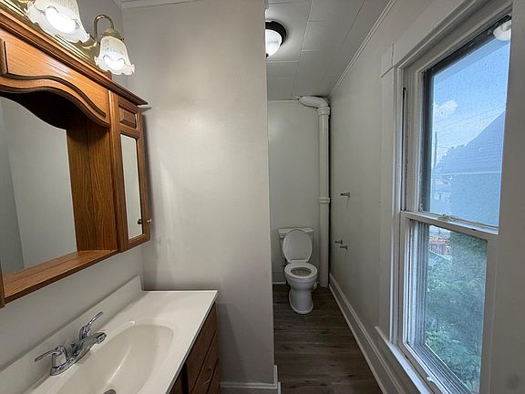 5th image of 422 W High St #2