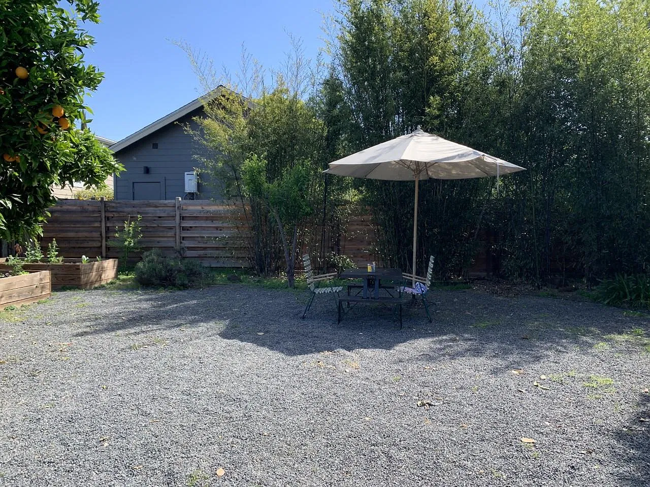 3 bed, 1200 sqft, $3,750 — Photo 3