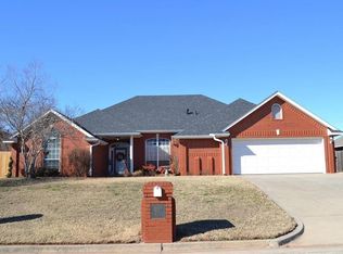 300 Matt St, Shawnee, OK 74801