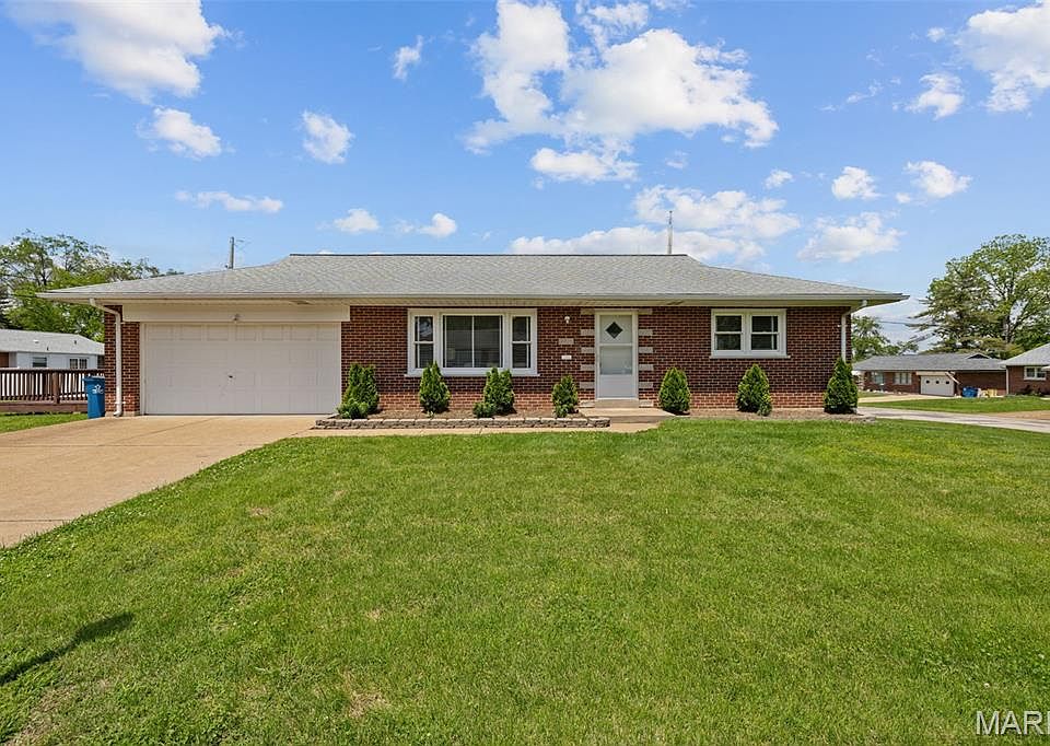 1st image of 6923 Richford Ln
