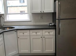 14911 Roosevelt Ave, Flushing, NY 11354