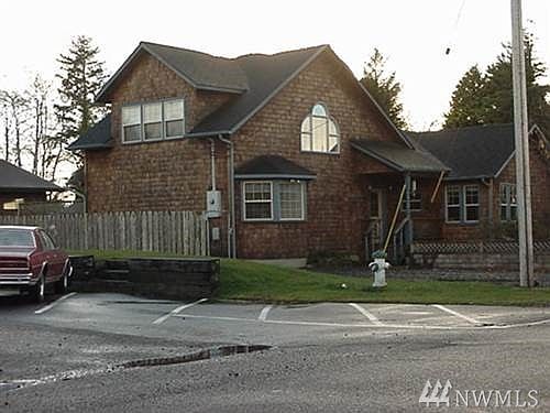 2nd image of 201 W Spokane Ave