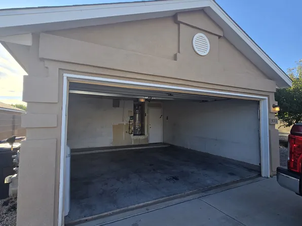 9712 El Patron Rd SW, Albuquerque, NM 87121