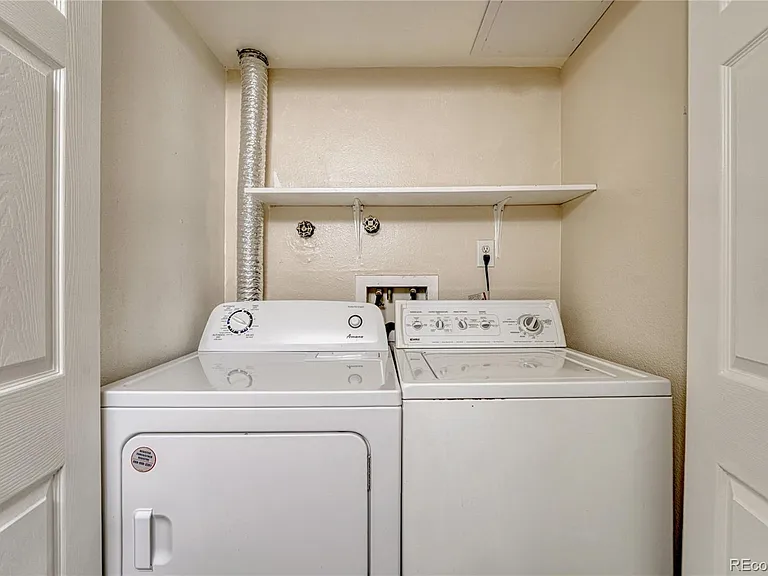 491 S Kalispell Way #101 — Photo 22