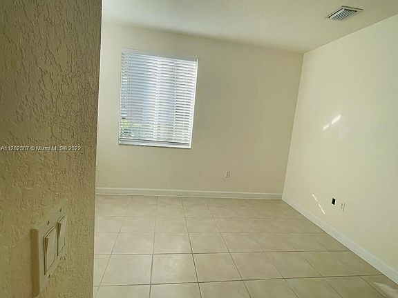 2nd image of 1065 SE 23rd Ave #1065