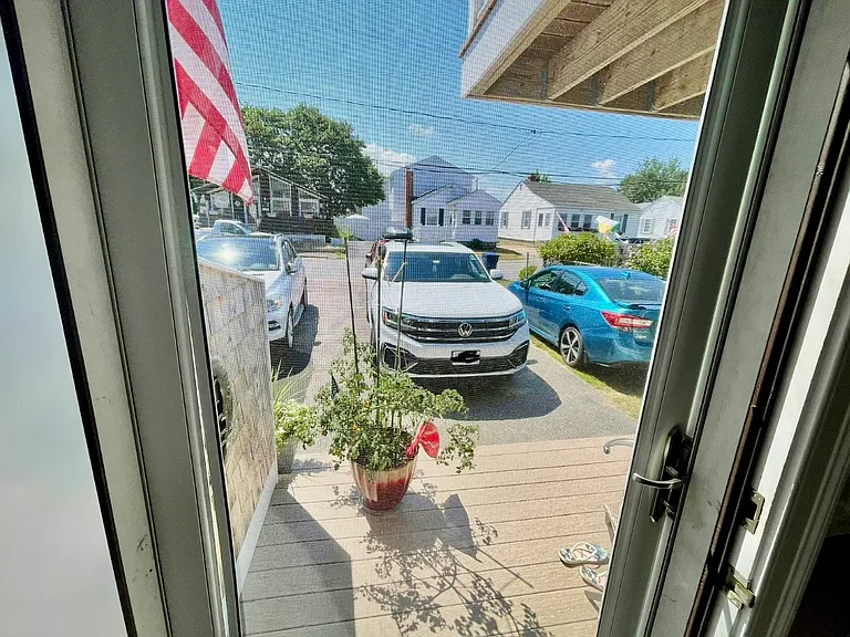 18 Tuttle Ave #1 — Photo 13