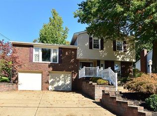 127 N Jamestown Rd, Coraopolis, PA 15108