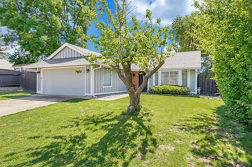5411 Vichy Cir Photo 1