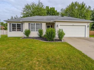 466 Bayberry Dr, Elyria, OH 44035