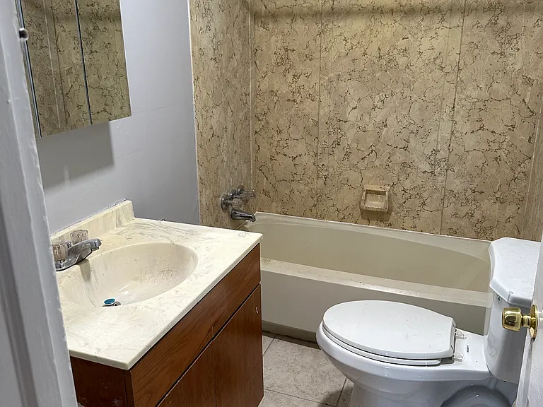 2515 S 66th St #2 — Photo 15