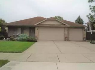 4849 W 85th St, Burbank, IL 60459
