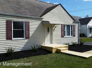 519 Forest Hill Dr, Youngstown, OH