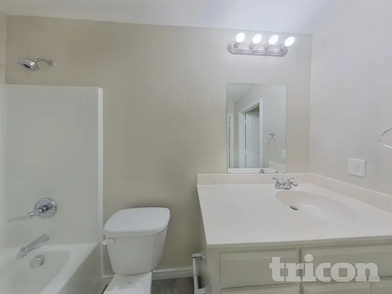 157 Spring Hollow Dr — Photo 18