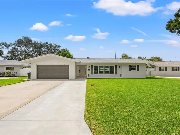 2874 65th Way N, Saint Petersburg, FL 33710