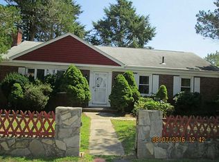 210 Welfare Ave, Warwick, RI 02888