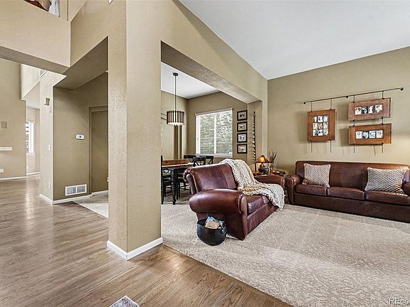 4th image of 1822 Primrose Place