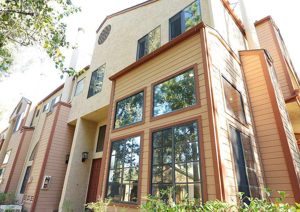 1st image of 8619 Robles Dr Unit A