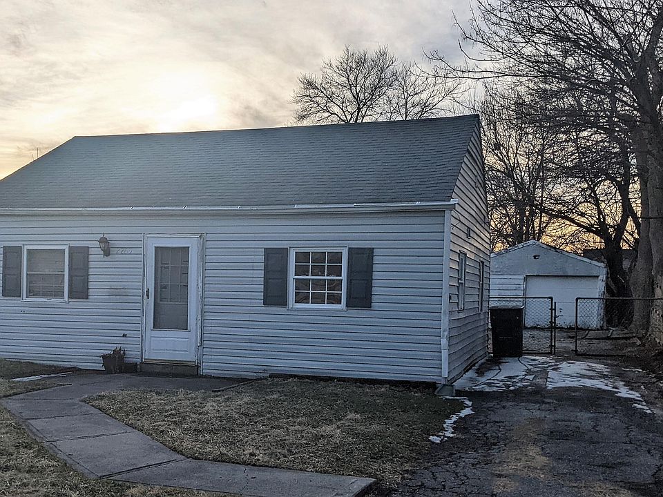1st image of 2765 Grasmere Ave