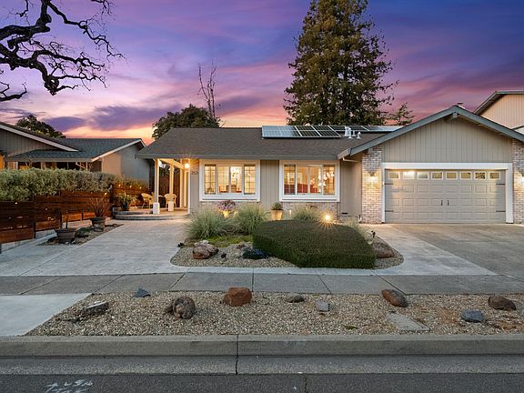 2nd image of 253 Pina Ave