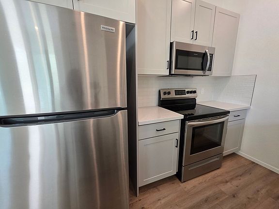 5th image of 2040 N Highland Ave #2050