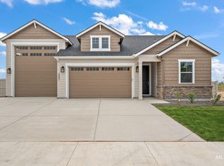 1406 White Clfs, Middleton, ID 83644