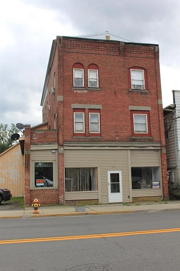 119 Delaware St photo 1