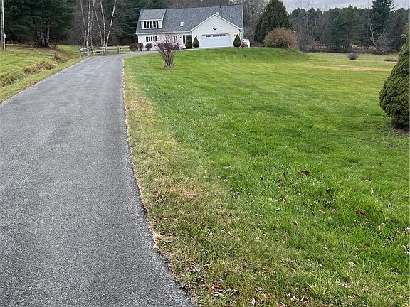 3rd image of 569 Wilbur Hill Rd