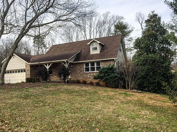 2nd image of 2101 Southwood Dr