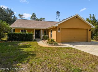7021 Oregon Chickadee Rd, Weeki Wachee, FL 34613