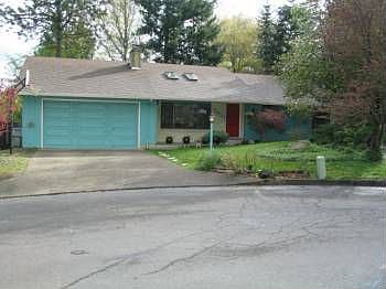 3rd image of 13400 SW Village Glenn Ct