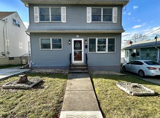94 Woodward Ave, Staten Island, NY 10314