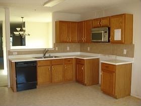 4th image of 2312 White Oak Dr