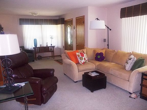 5th image of 2318 Richard Ave
