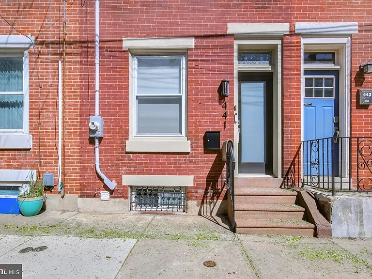 441 E Flora St — Photo 22