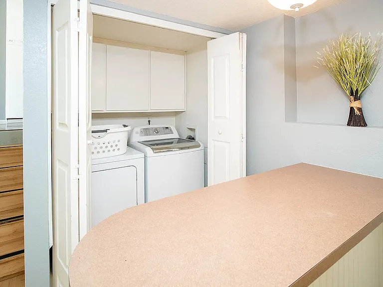 145 E Santa Cruz Dr — Photo 25
