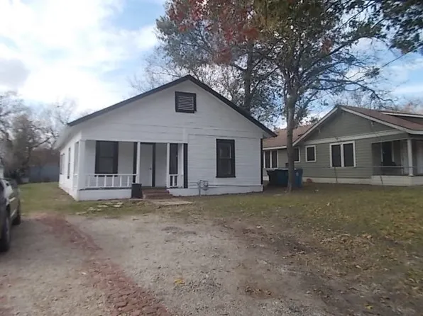 2012 N Beaton St, Corsicana, TX 75110