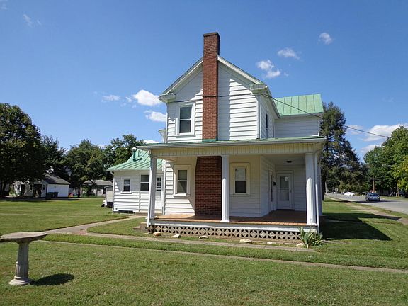 3rd image of 606 Bowman Ave
