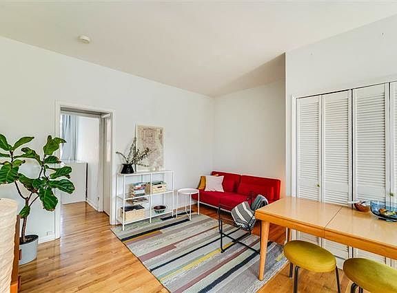 4th image of 234 Garden St