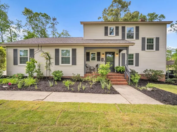 5 Huntley Castle Ct, Taylors, SC 29687