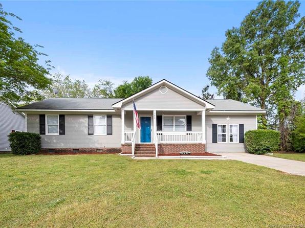 Country Club Hills Real Estate Country Club Hills Fayetteville Homes For Sale Zillow