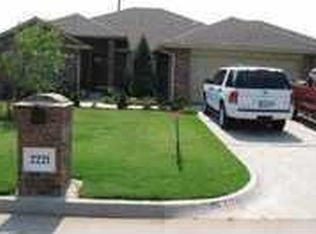 2221 Bradford Ave, Newcastle, OK 73065