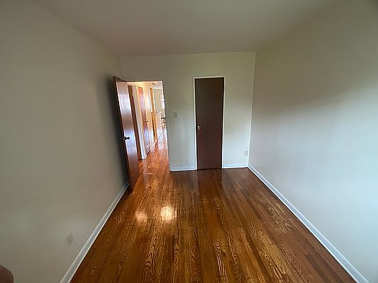 5th image of 1468 E 87th St Floor 2