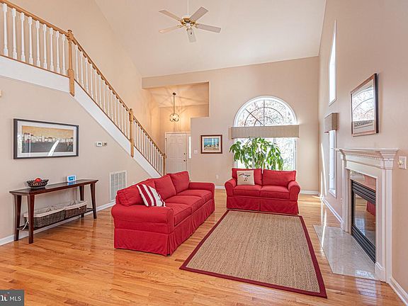 5th image of 6 Sundial Cir