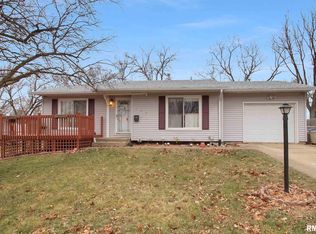 605 Joliet Rd, Marquette Heights, IL 61554