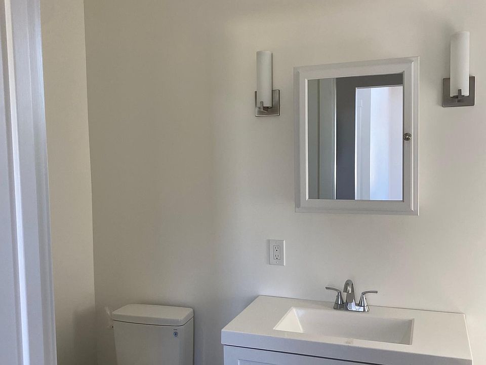 807 Healdsburg Ave Healdsburg CA Zillow