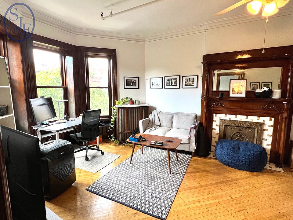 1st image of 371 Sterling Pl APT 3