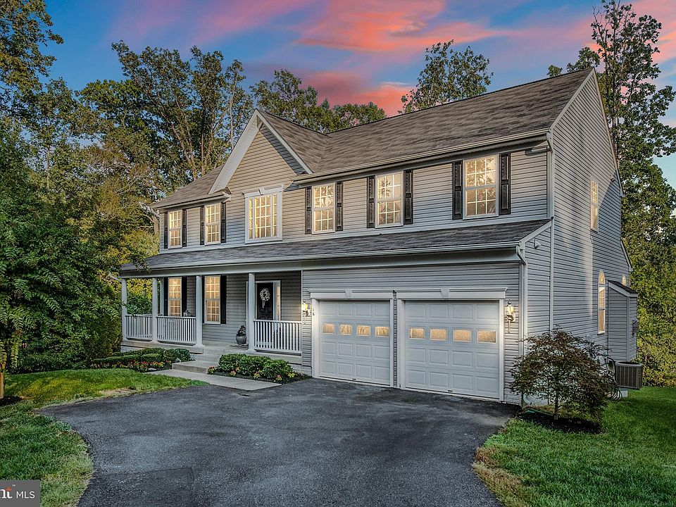 1st image of 16 Saint Elizabeths Ct